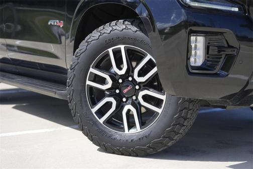 2021 GMC Yukon AT4