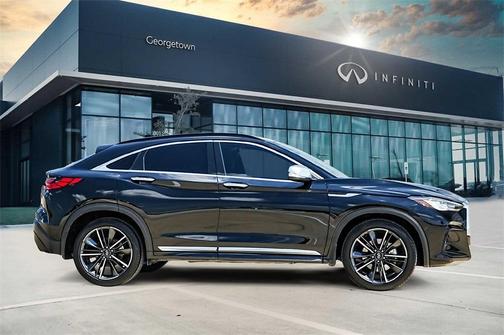 2023 INFINITI QX55 LUXE