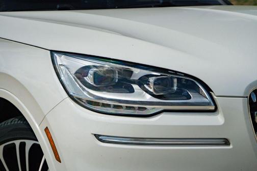White Metallic 2023 Lincoln Aviator Black Label AWD