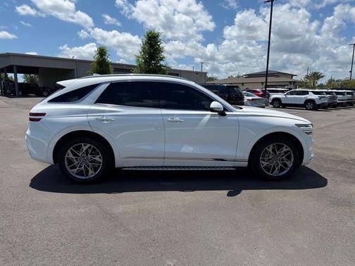 Uyuni White 2025 Genesis GV70 2.5T AWD