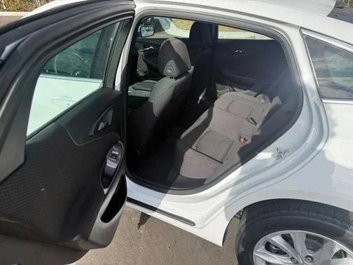 2025 Chevrolet Malibu FWD 1LT