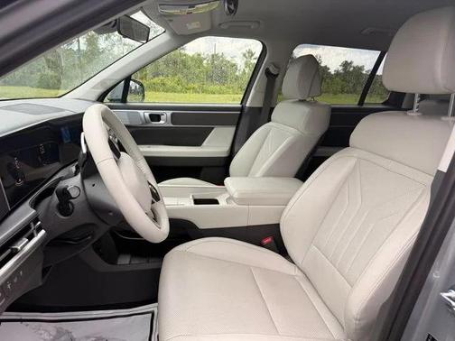 Shimmering Silver 2025 Hyundai SANTA FE SEL 2.4