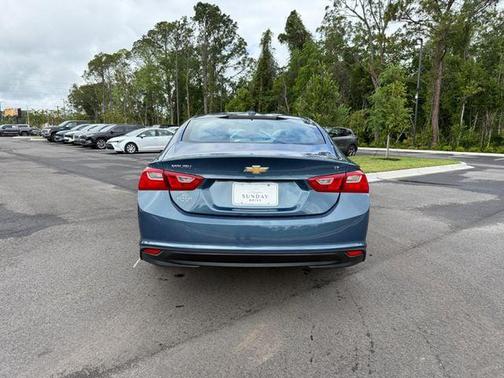 Lakeshore Blue Metallic 2025 Chevrolet Malibu FWD 1LT