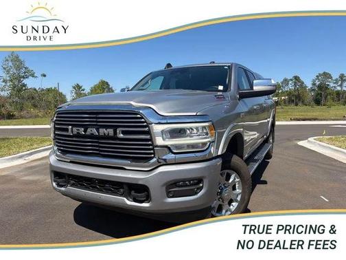2022 RAM 2500 Laramie Crew Cab 4x4 6'4' Box