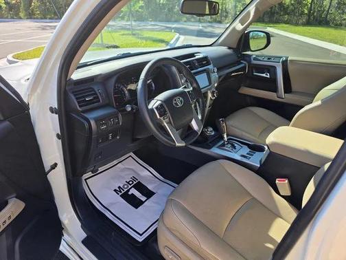 Blizzard Pearl 2019 Toyota 4Runner Limited