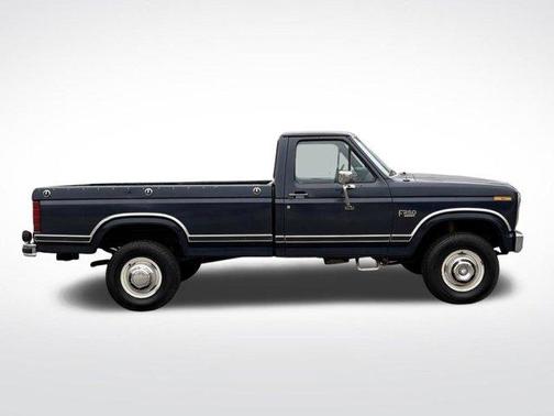 1984 Ford F-250 