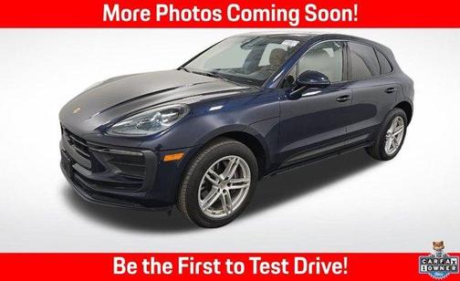 Night Blue Metallic 2022 Porsche Macan Base