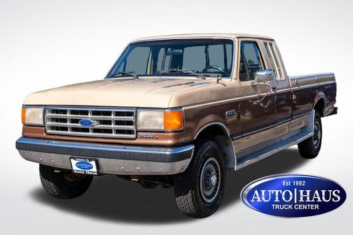 Desert Tan 1987 Ford F-250 XLT Lariat