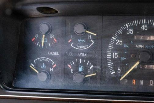 Desert Tan 1987 Ford F-250 XLT Lariat