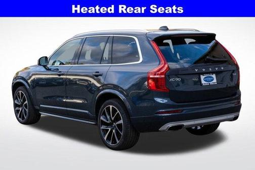 2021 Volvo XC90 T6 Momentum 7 Passenger