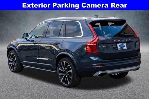 2021 Volvo XC90 T6 Momentum 7 Passenger