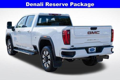 Summit White 2025 GMC Sierra 3500 Denali