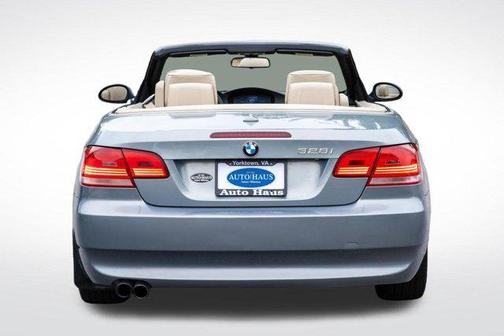 Arctic Metallic 2007 BMW 328 i