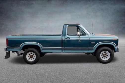 1983 Ford F-250 