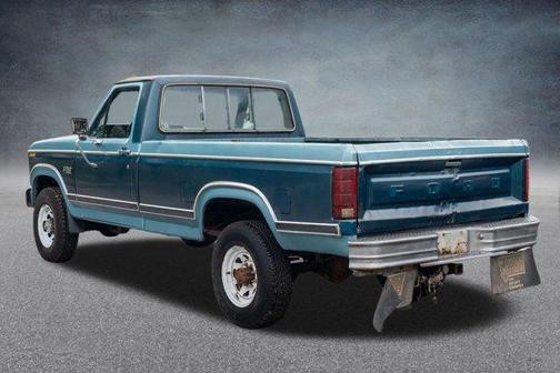 1983 Ford F-250 