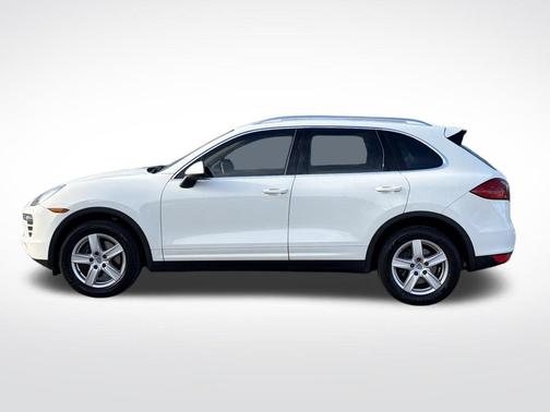 White 2011 Porsche Cayenne Base