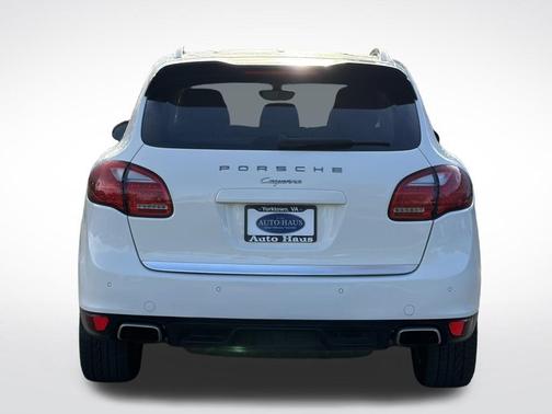 White 2011 Porsche Cayenne Base