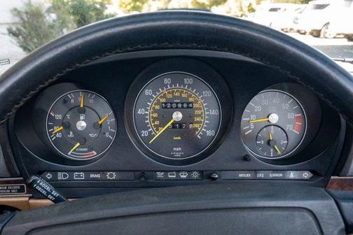 1986 Mercedes-Benz SL-Class 560SL