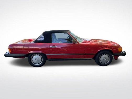 1986 Mercedes-Benz SL-Class 560SL