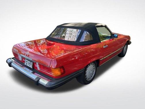 1986 Mercedes-Benz SL-Class 560SL