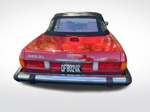 1986 Mercedes-Benz SL-Class 560SL