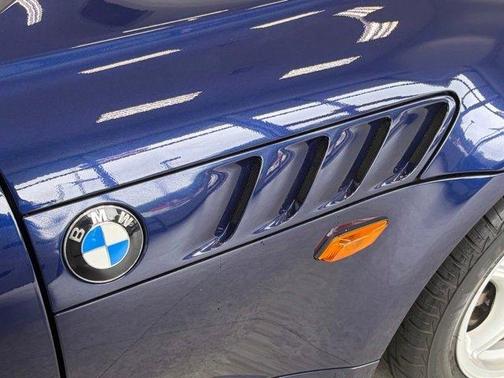 Montreal Blue 1999 BMW Z3 2.3 Roadster
