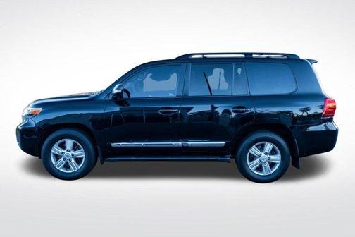 2015 Toyota Land Cruiser V8