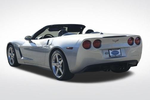 2005 Chevrolet Corvette 