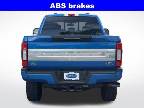 Velocity Blue Metallic 2020 Ford F-250 Platinum