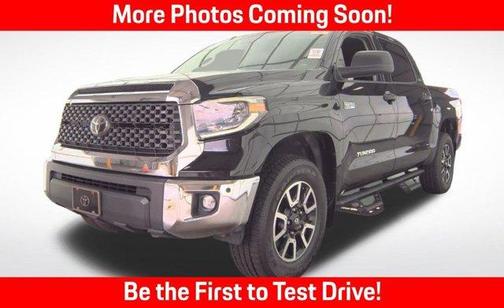 Midnight Black Metallic 2019 Toyota Tundra SR5