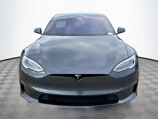 2022 Tesla Model S Plaid