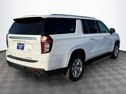 2023 Chevrolet Suburban Premier