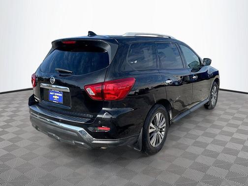 2020 Nissan Pathfinder S