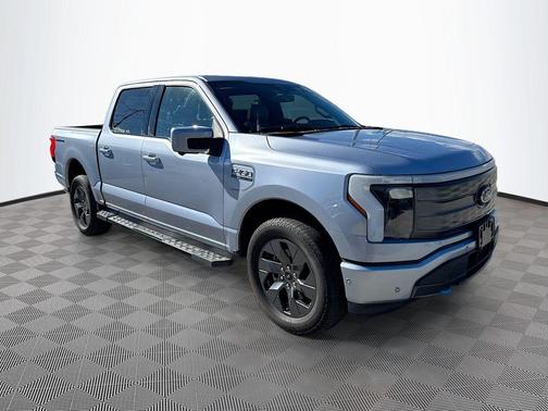 2022 Ford F-150 Lightning LARIAT