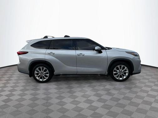 2020 Toyota Highlander L