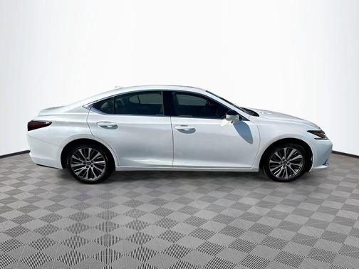 2019 Lexus ES 350 Luxury