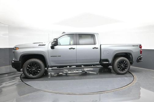 2025 Chevrolet Silverado 2500 Custom