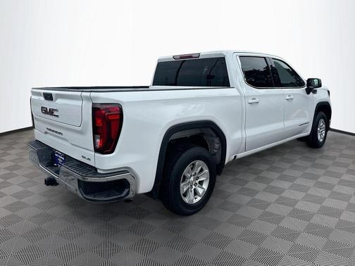 2024 GMC Sierra 1500 SLE