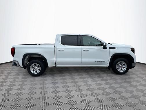 2024 GMC Sierra 1500 SLE
