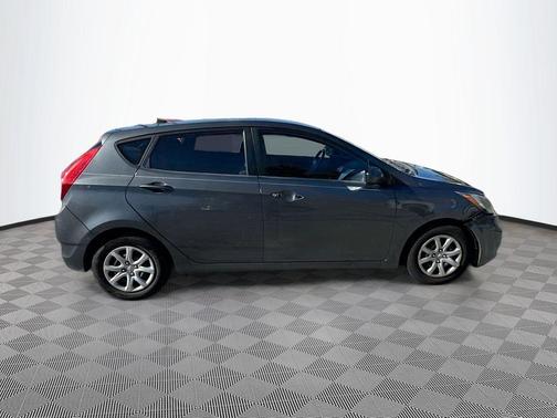 2012 Hyundai Accent GS
