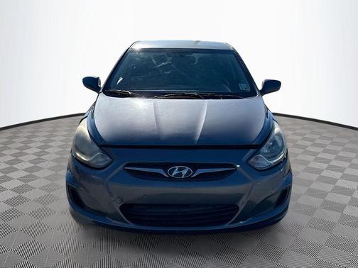 2012 Hyundai Accent GS