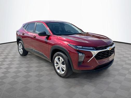 2025 Chevrolet Trax LS