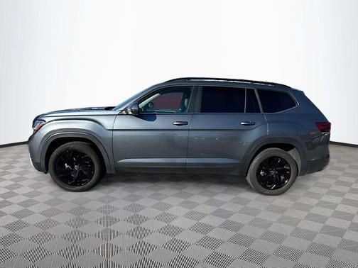 2023 Volkswagen Atlas 3.6L SE w/Technology