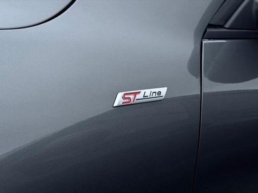 Gray Metallic 2025 Ford Escape ST-Line