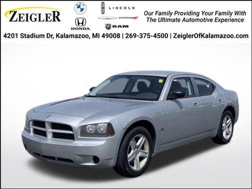 Bright Silver Clearcoat Metallic 2008 Dodge Charger SE