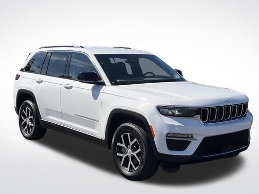 Bright White Clearcoat 2025 Jeep Grand Cherokee Limited