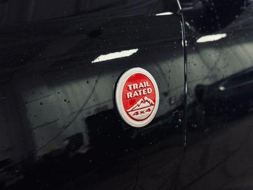 2020 Jeep Grand Cherokee Trailhawk