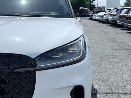 Pristine White 2026 Lincoln Aviator Reserve AWD