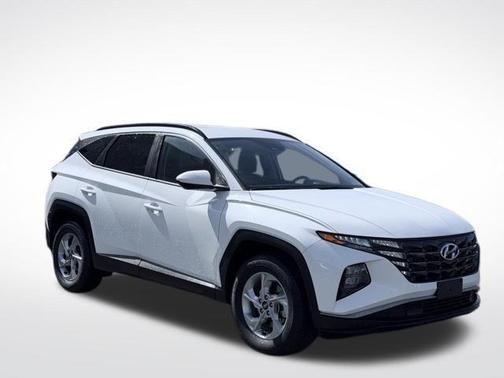 White Pearl 2024 Hyundai TUCSON SEL