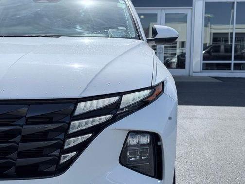 White Pearl 2024 Hyundai TUCSON SEL